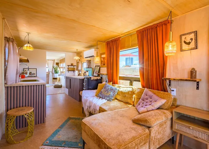 The Outpost Grand Canyon Hotel Williams