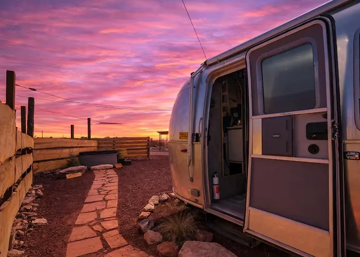 The Outpost Grand Canyon 3* Williams