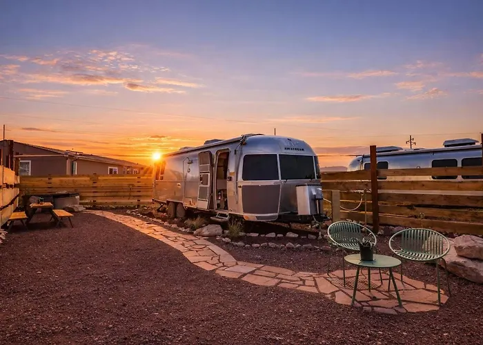Hotel The Outpost Grand Canyon