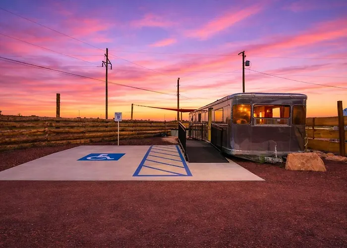 The Outpost Grand Canyon 3* Williams